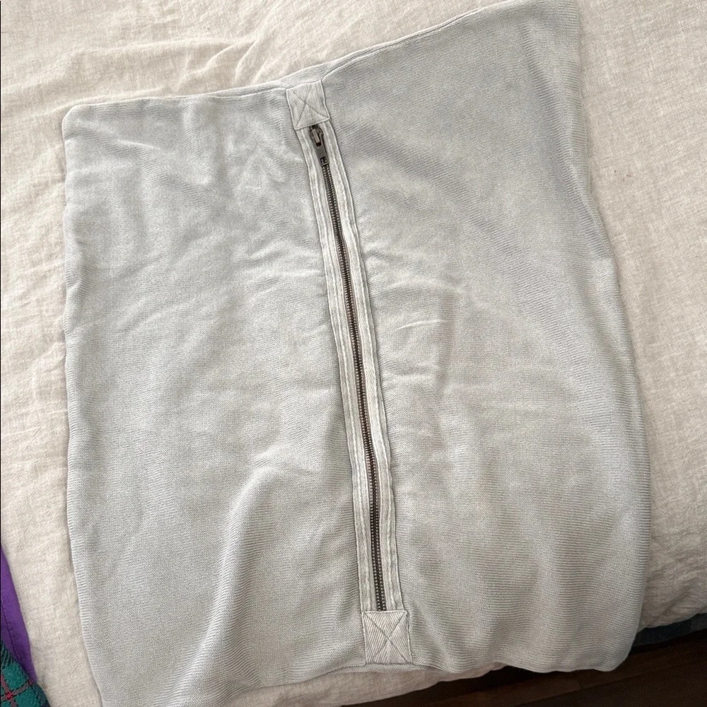 Restoration hardware Baby Cotton Pillow Cover. 18x21